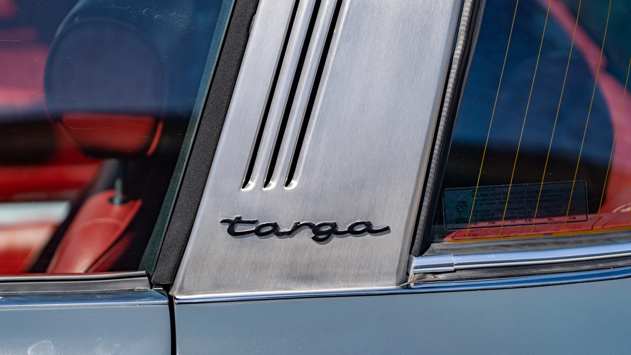 1986 Porsche 911 Carrera 3.2 - Image 26 of 31