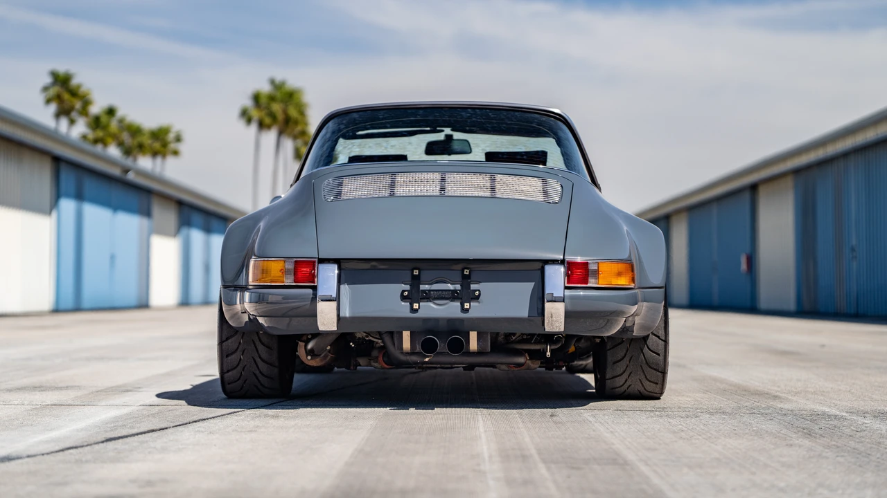 1986 Porsche 911 Carrera 3.2 - Image 7 of 31
