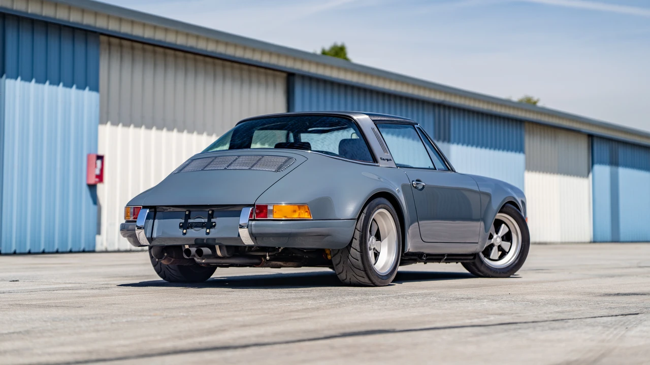 1986 Porsche 911 Carrera 3.2 - Image 5 of 31