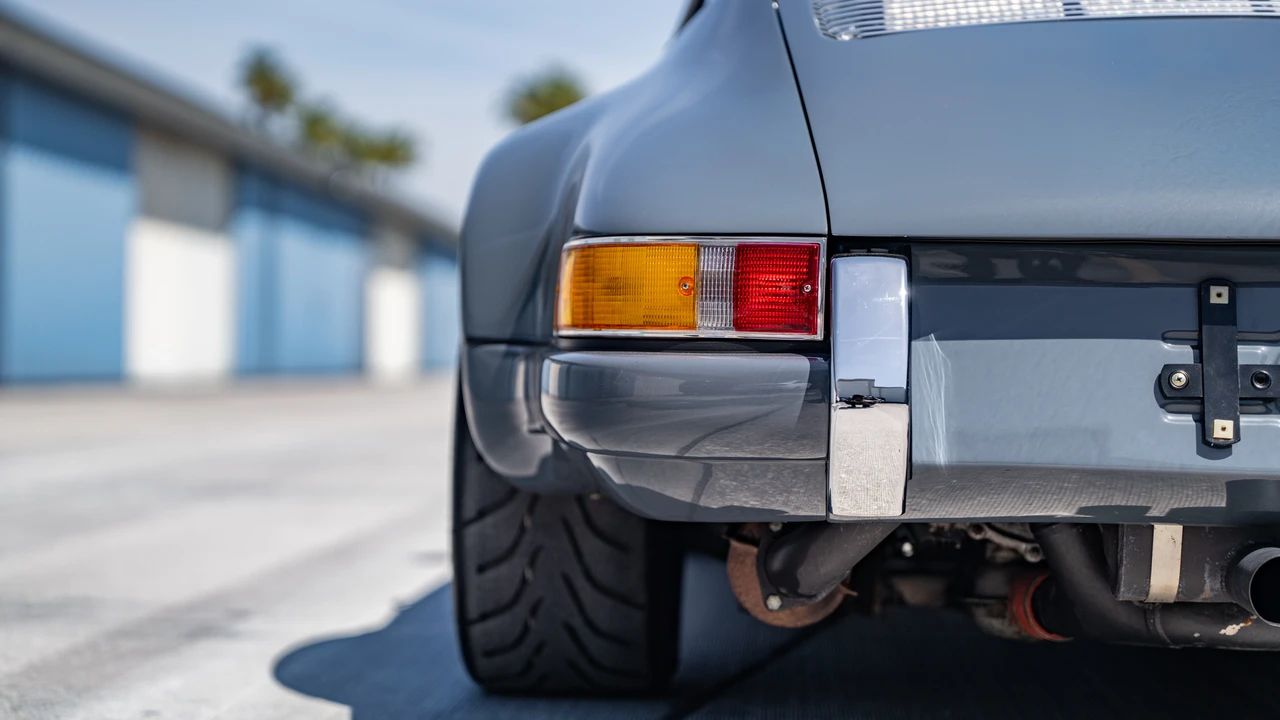 1986 Porsche 911 Carrera 3.2 - Image 12 of 31
