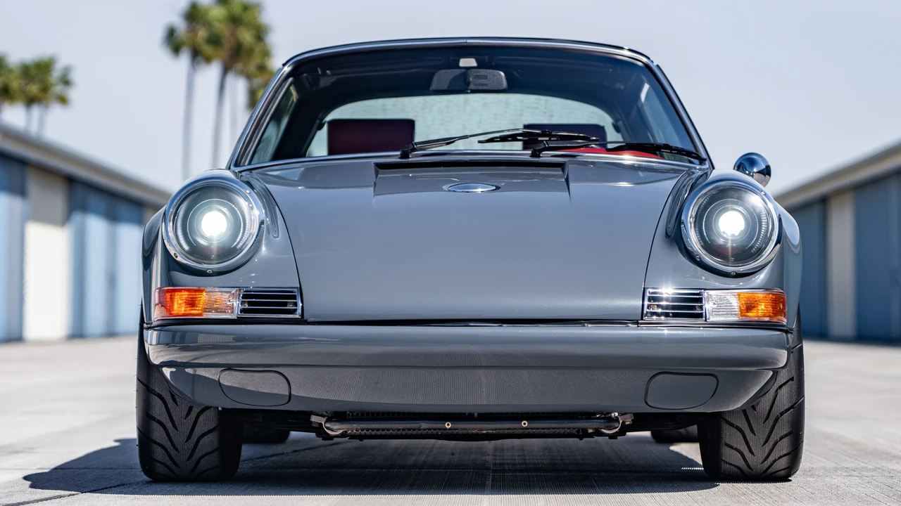 1986 Porsche 911 Carrera 3.2 - Image 9 of 31