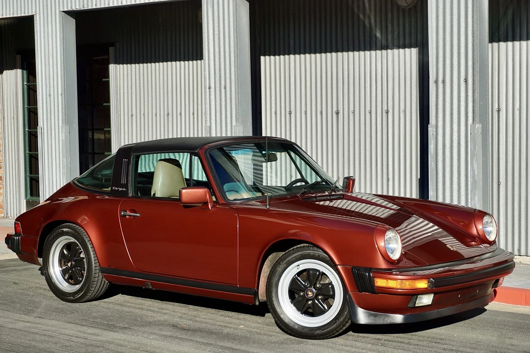 1986 Porsche 911 Carrera 3.2 - Image 29 of 31