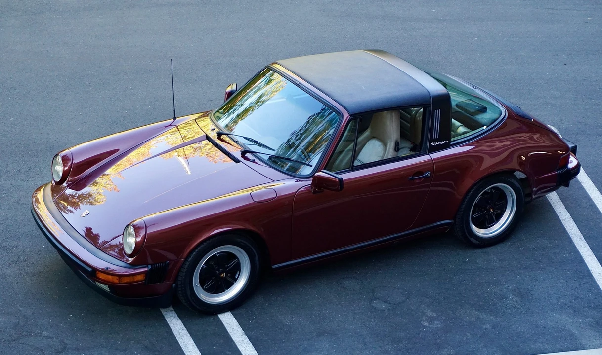 1986 Porsche 911 Carrera 3.2 - Image 2 of 31