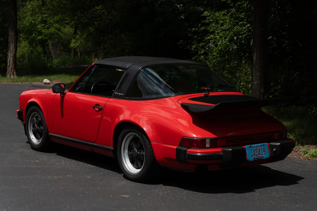 1986 Porsche 911 Carrera 3.2 - Image 12 of 31