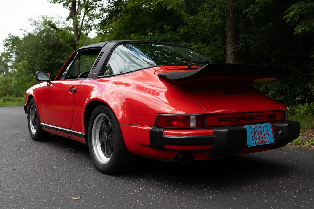 1986 Porsche 911 Carrera 3.2 - Image 13 of 31