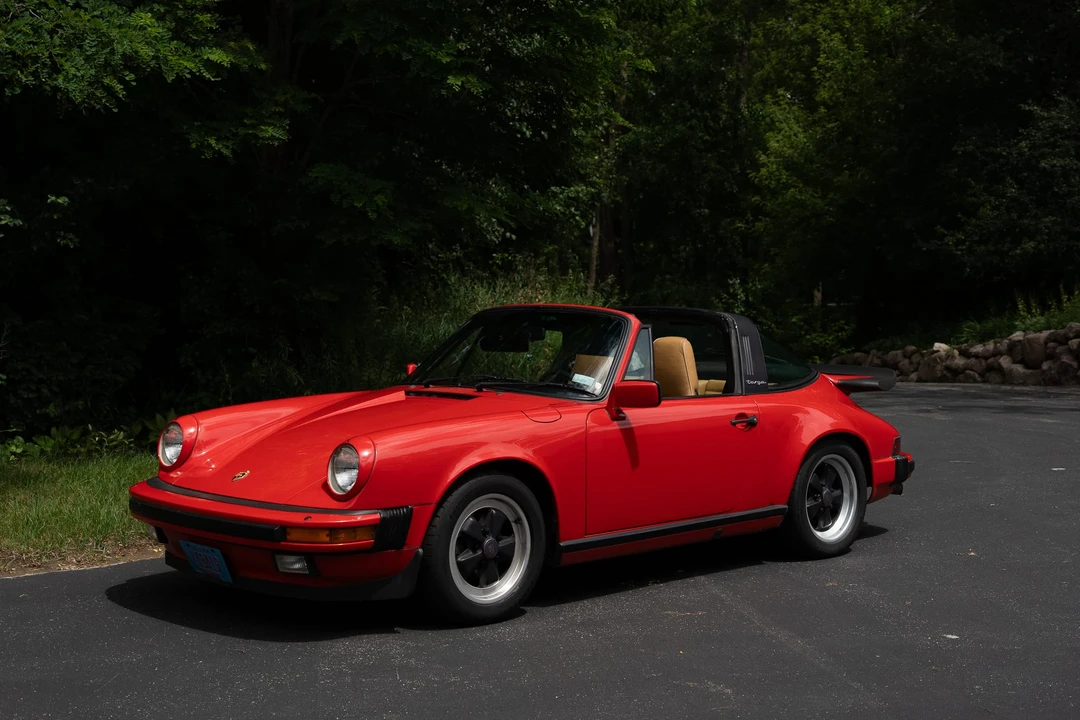 1986 Porsche 911 Carrera 3.2 - Image 2 of 31