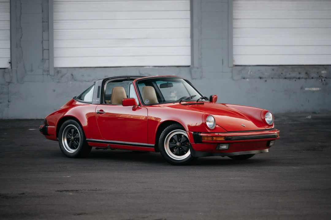 1986 Porsche 911 Carrera 3.2 - Image 9 of 31