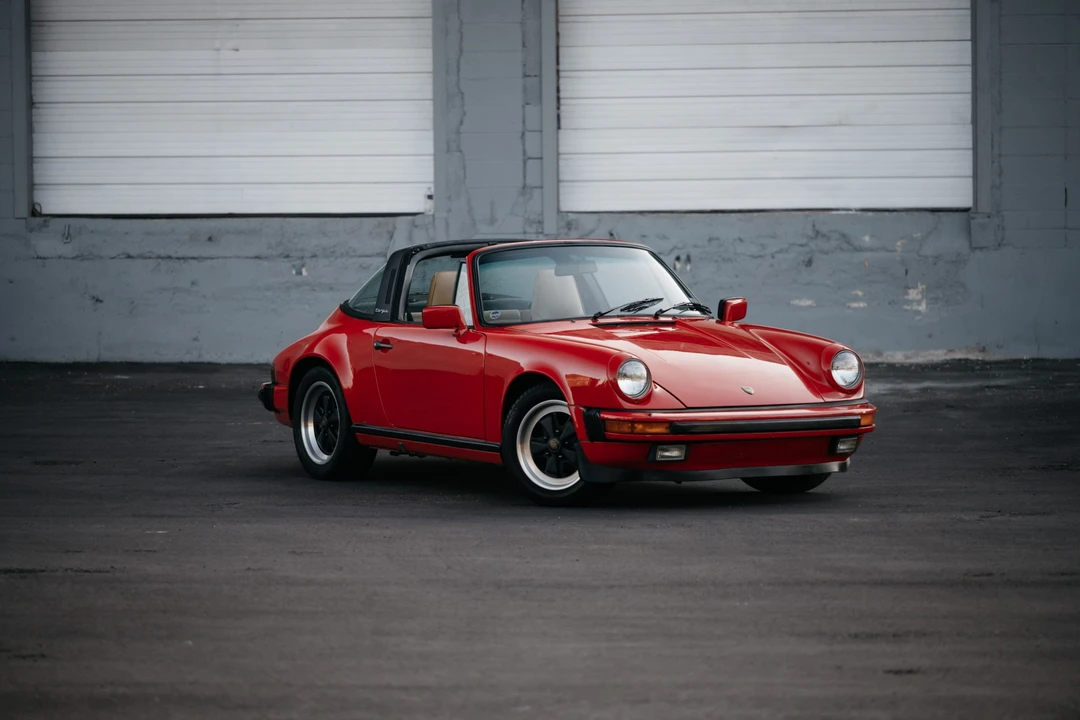 1986 Porsche 911 Carrera 3.2 - Image 8 of 31
