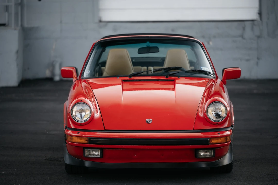 1986 Porsche 911 Carrera 3.2 - Image 6 of 31