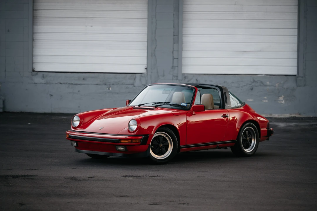 1986 Porsche 911 Carrera 3.2 - Image 25 of 31