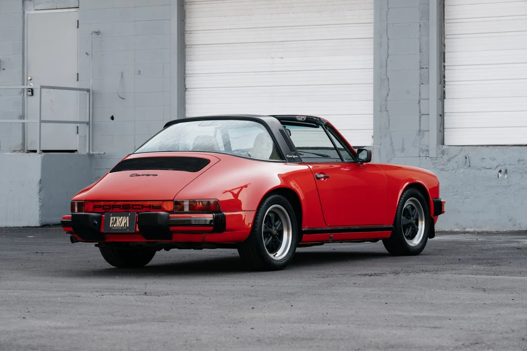 1986 Porsche 911 Carrera 3.2 - Image 17 of 31