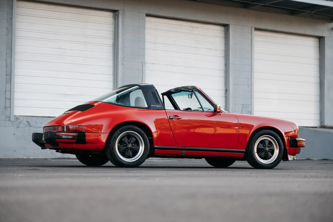 1986 Porsche 911 Carrera 3.2 - Image 16 of 31