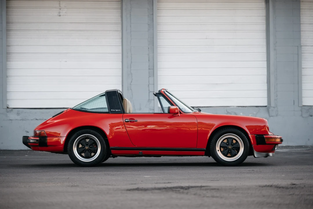 1986 Porsche 911 Carrera 3.2 - Image 14 of 31