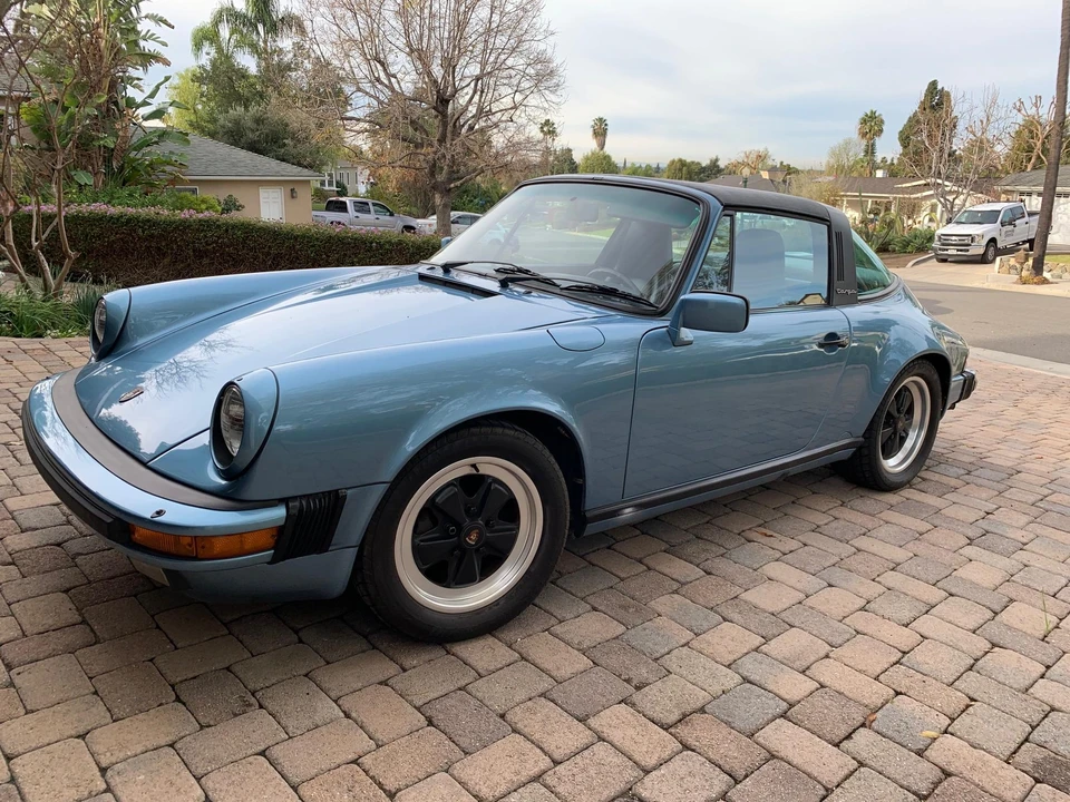 1986 Porsche 911 Carrera 3.2 - Image 2 of 31