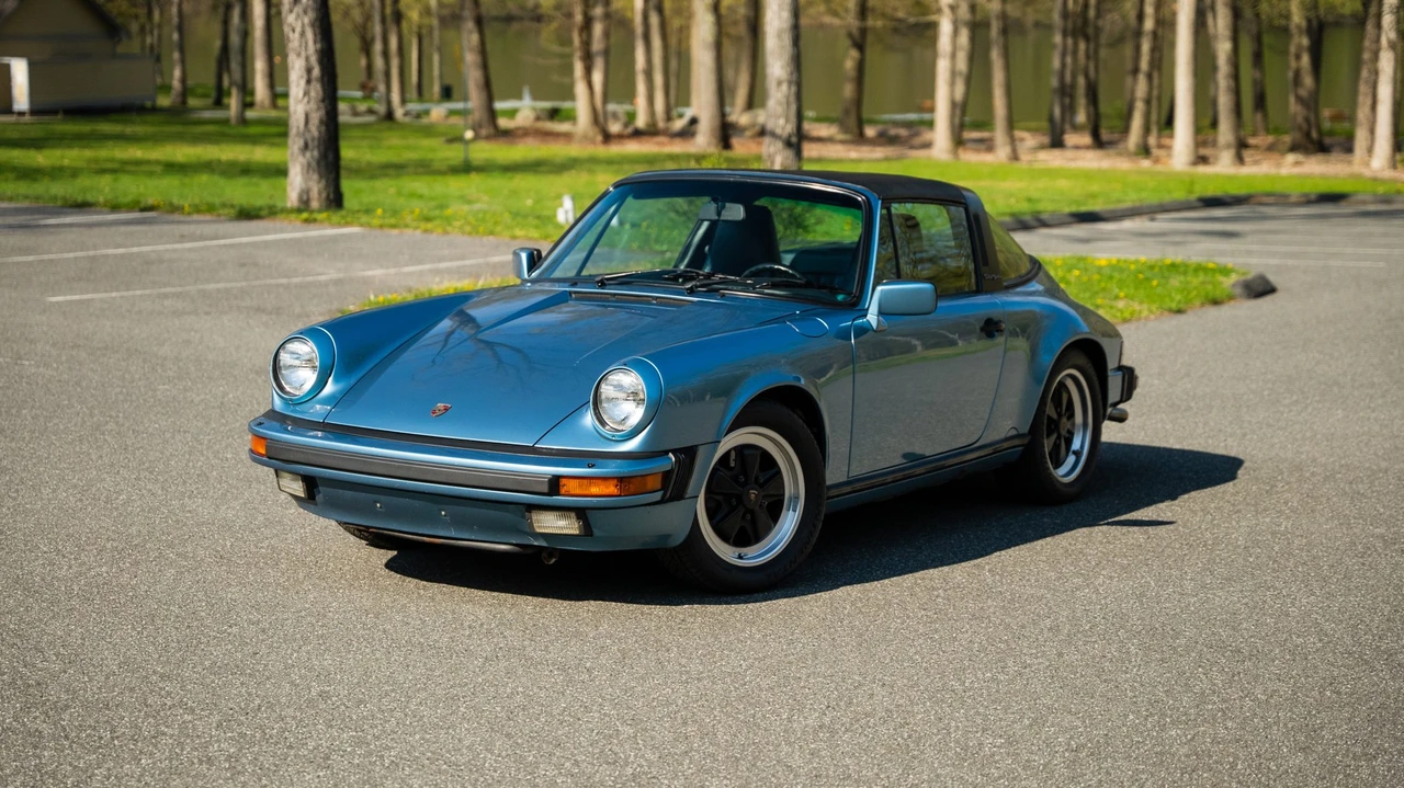 1986 Porsche 911 Carrera 3.2 - Image 2 of 31