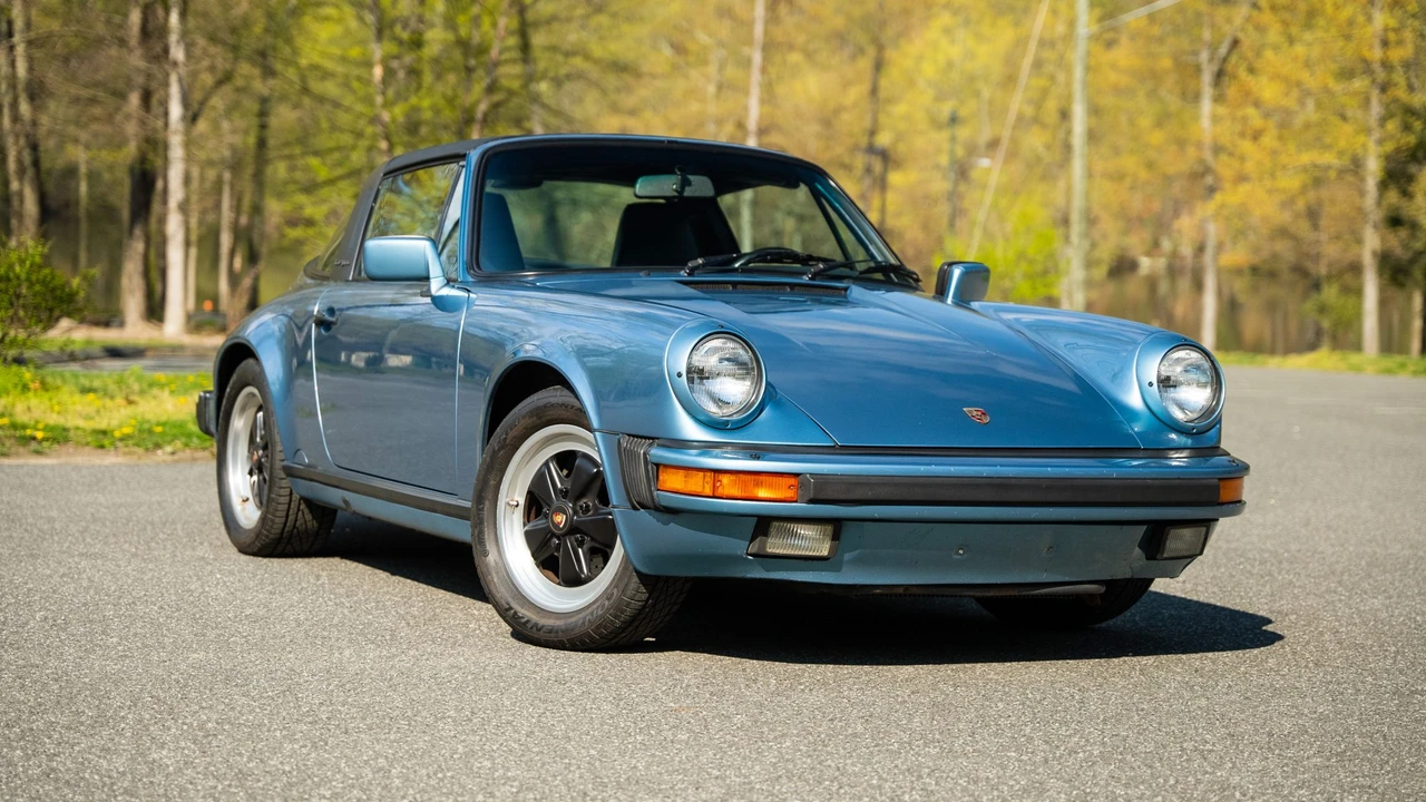 1986 Porsche 911 Carrera 3.2 - Image 10 of 31