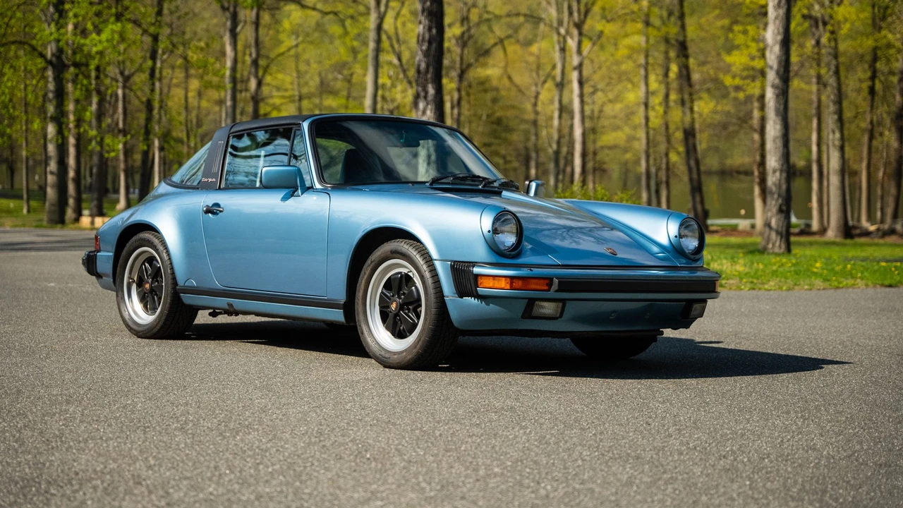 1986 Porsche 911 Carrera 3.2 - Image 15 of 31