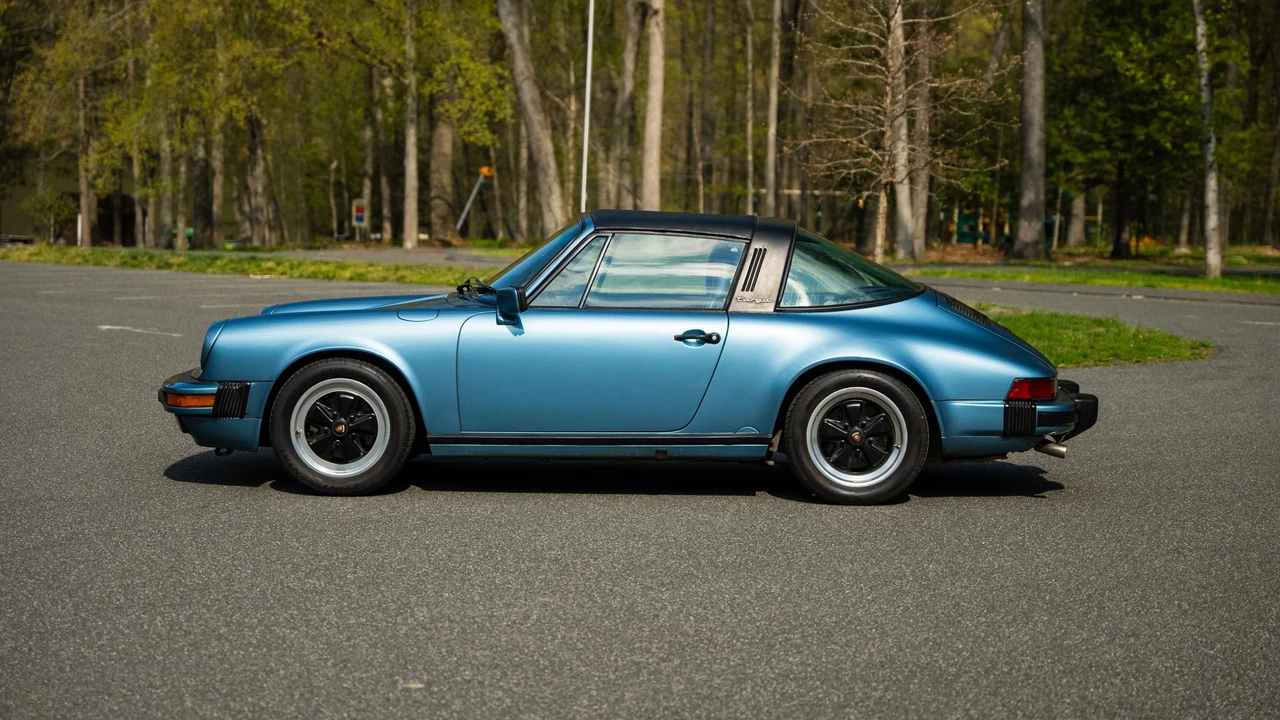 1986 Porsche 911 Carrera 3.2 - Image 30 of 31