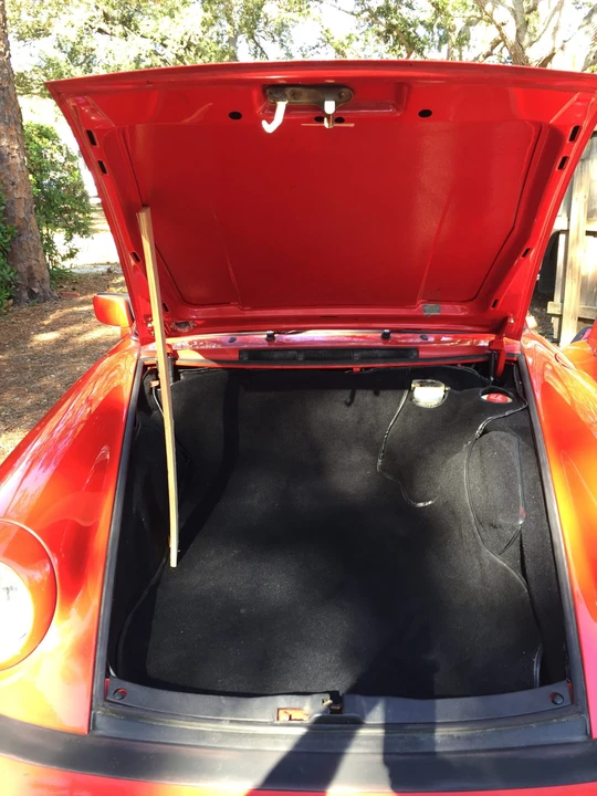 1986 Porsche 911 Carrera 3.2 - Image 29 of 31