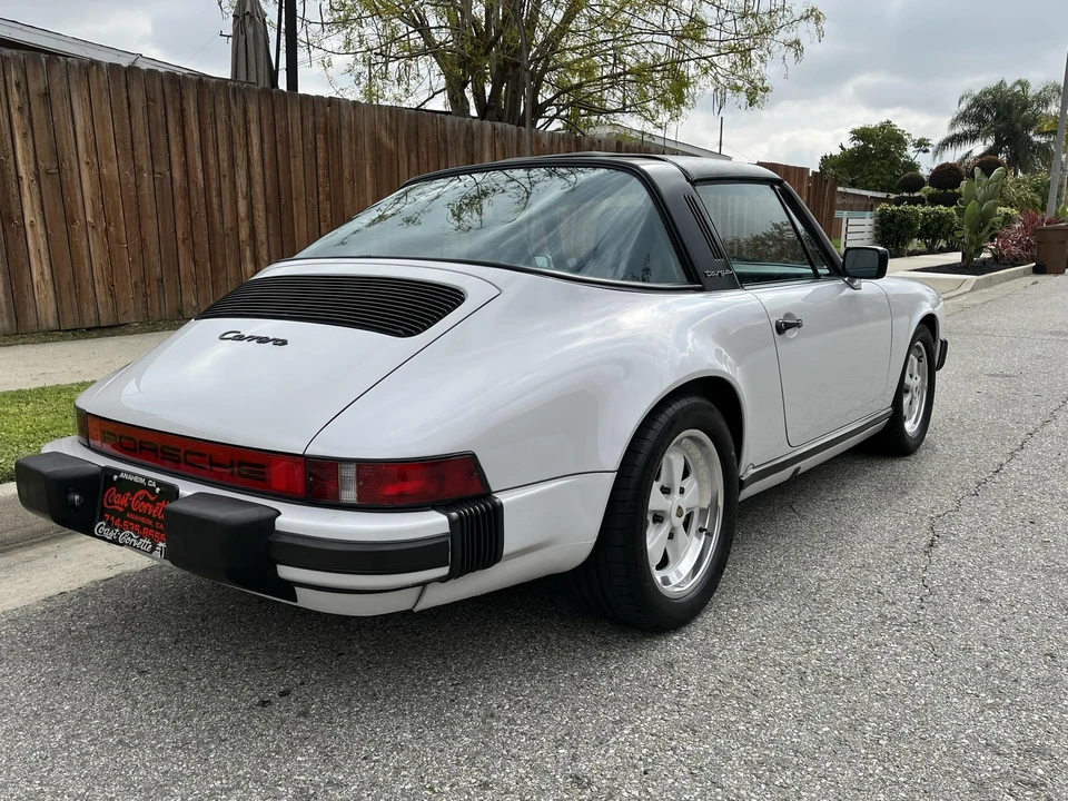 1986 Porsche 911 Carrera 3.2 - Image 10 of 31