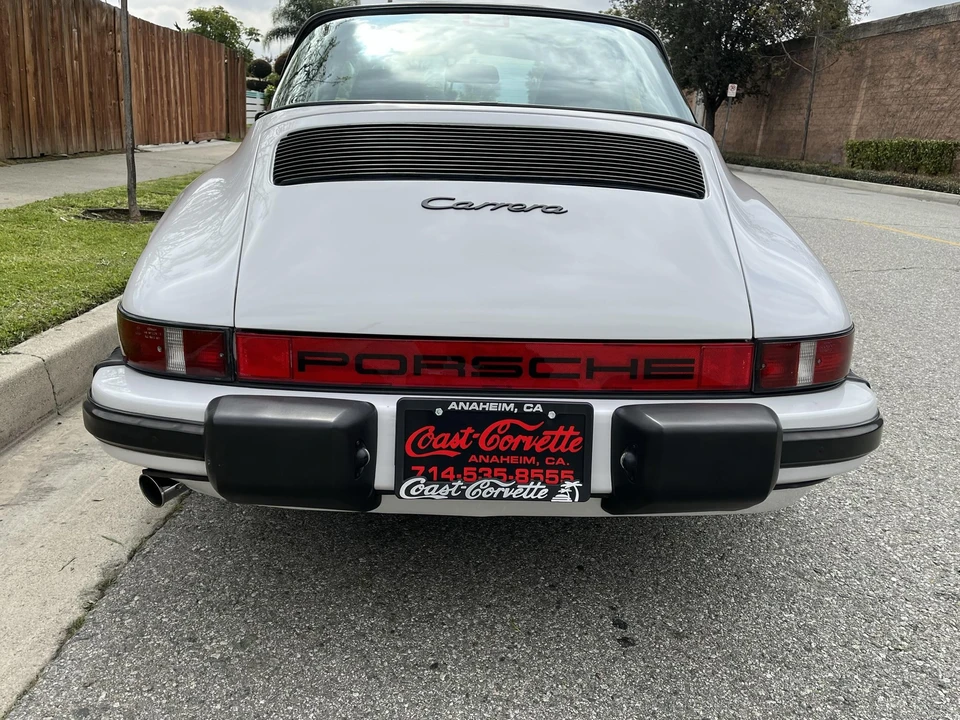 1986 Porsche 911 Carrera 3.2 - Image 14 of 31