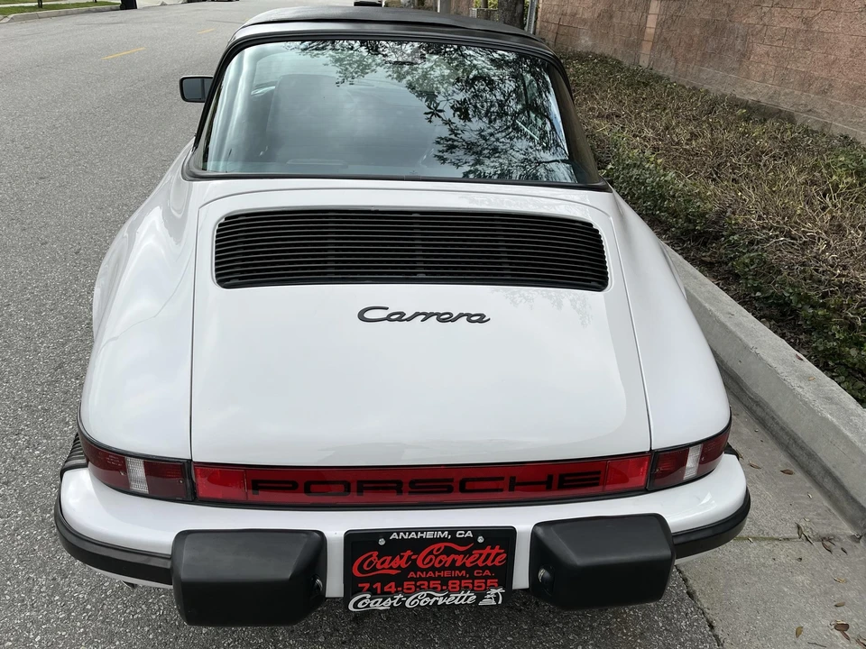 1986 Porsche 911 Carrera 3.2 - Image 13 of 31