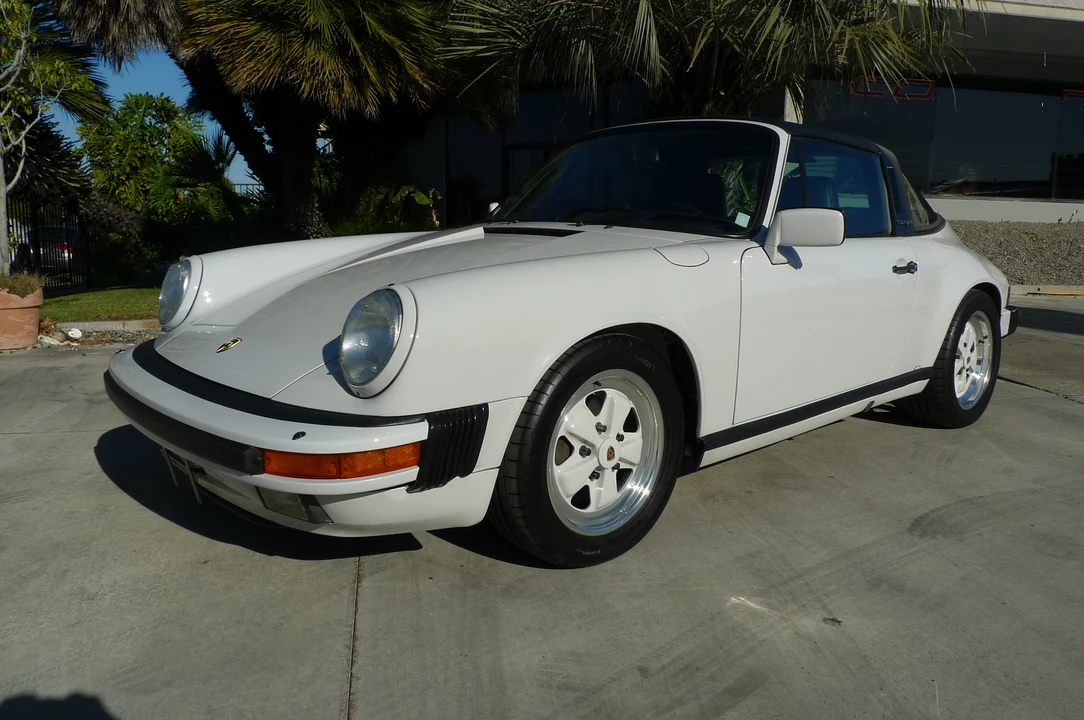 1986 Porsche 911 Carrera 3.2 - Image 21 of 31