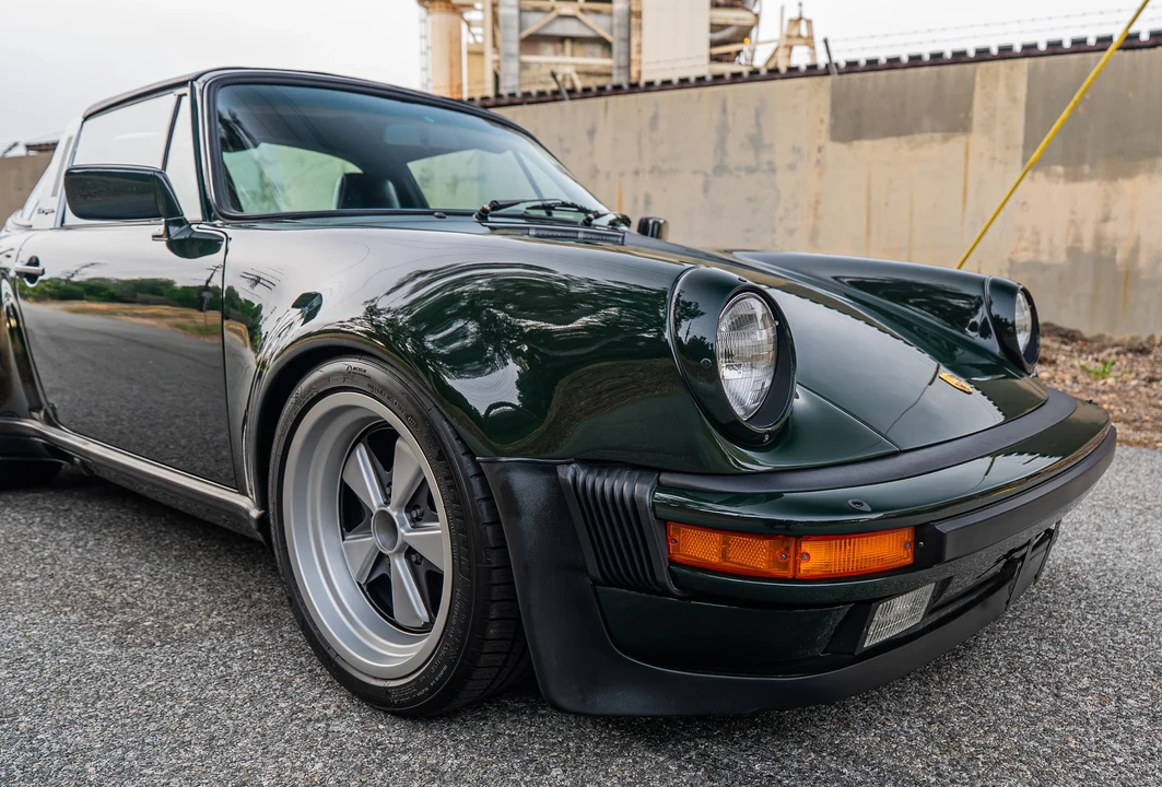 1986 Porsche 911 Carrera 3.2 - Image 24 of 31