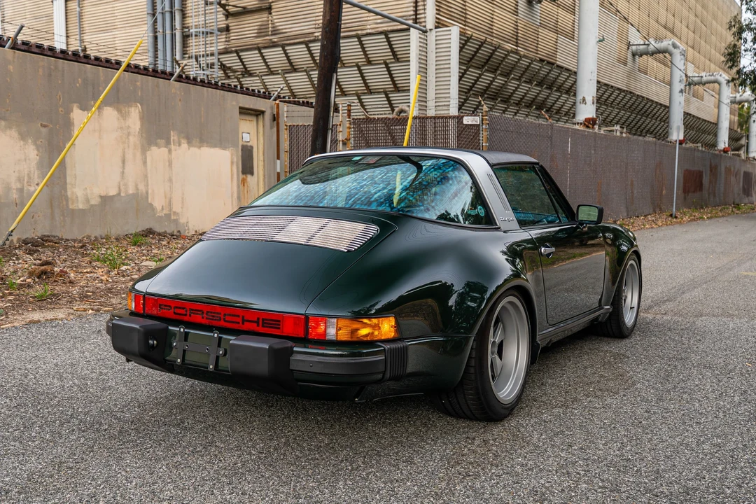 1986 Porsche 911 Carrera 3.2 - Image 12 of 31