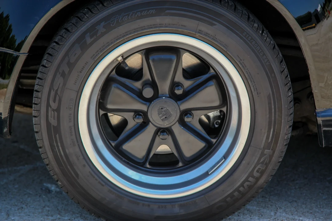 1986 Porsche 911 Carrera 3.2 - Image 27 of 31