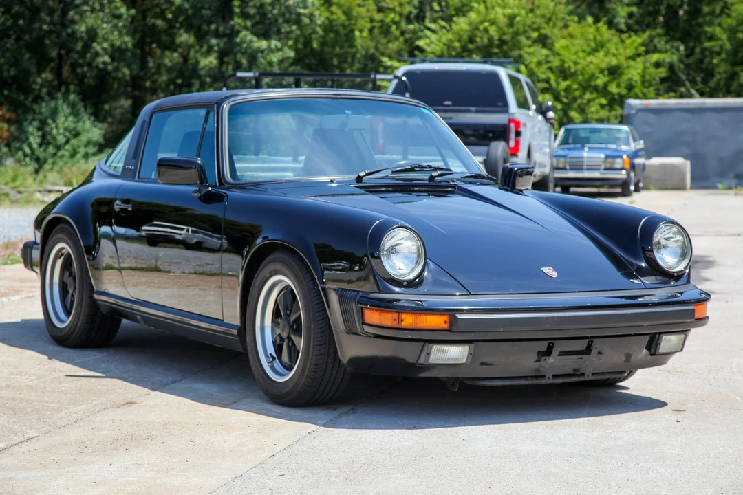 1986 Porsche 911 Carrera 3.2 - Image 4 of 31