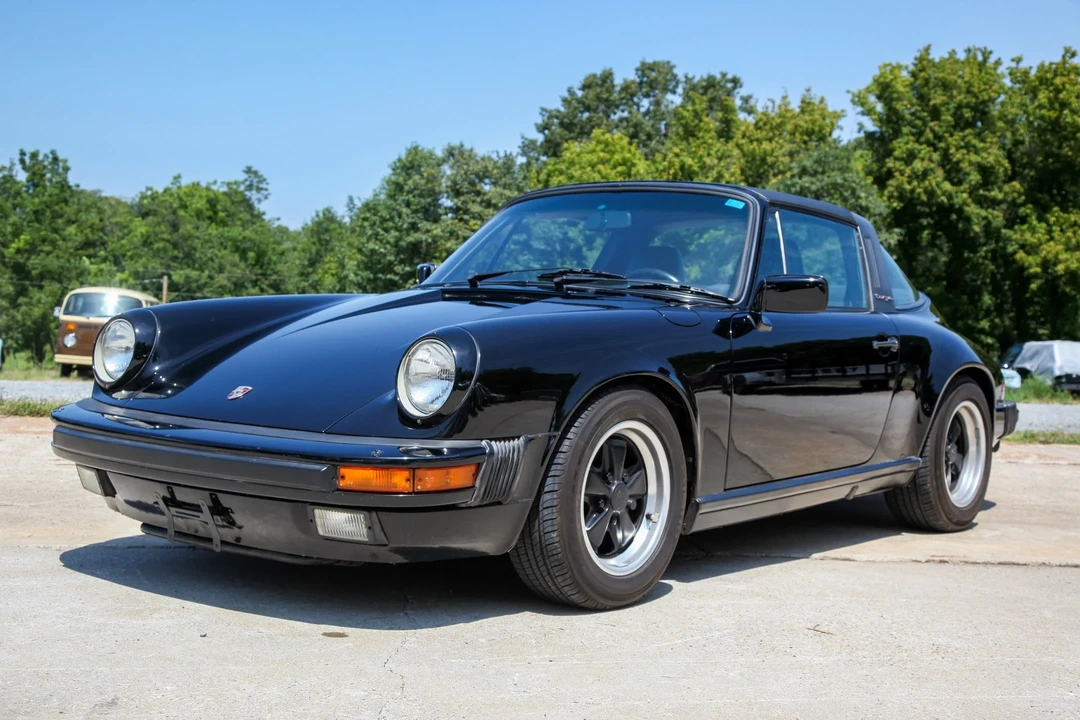1986 Porsche 911 Carrera 3.2 - Image 9 of 31