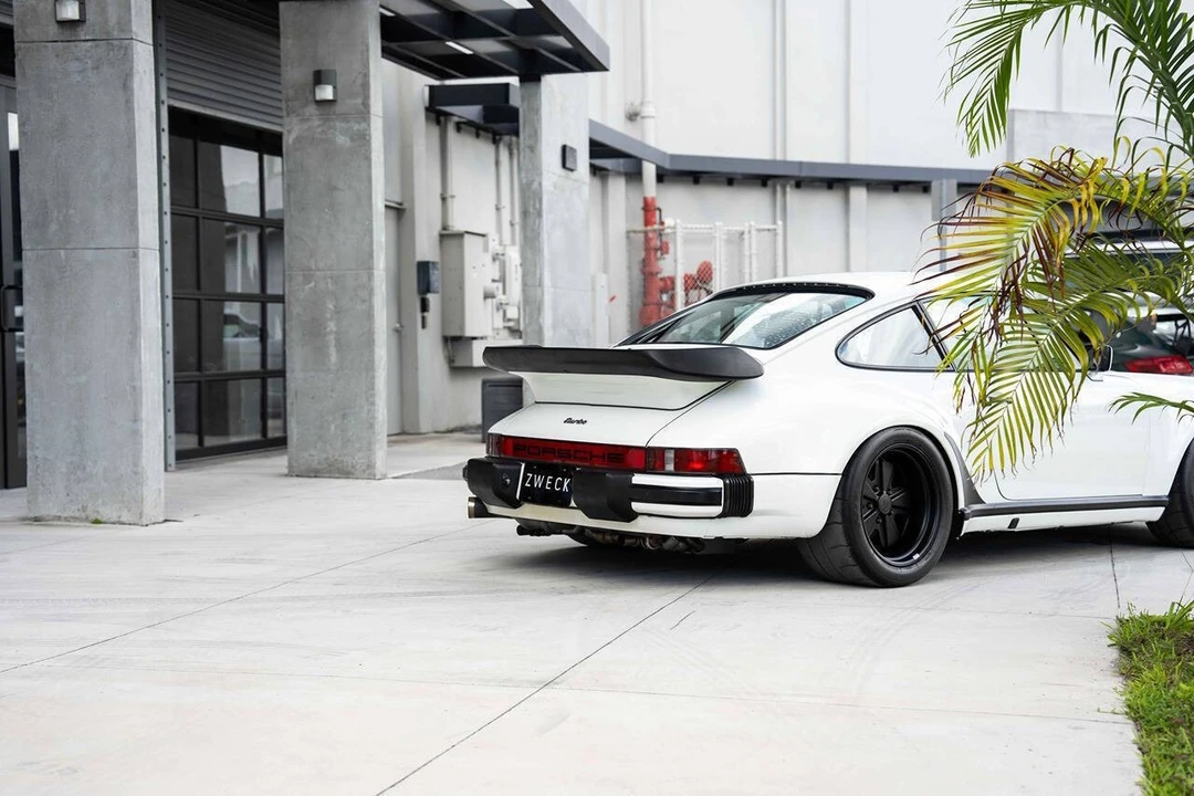 1986 Porsche 911 Carrera 3.2 - Image 14 of 31