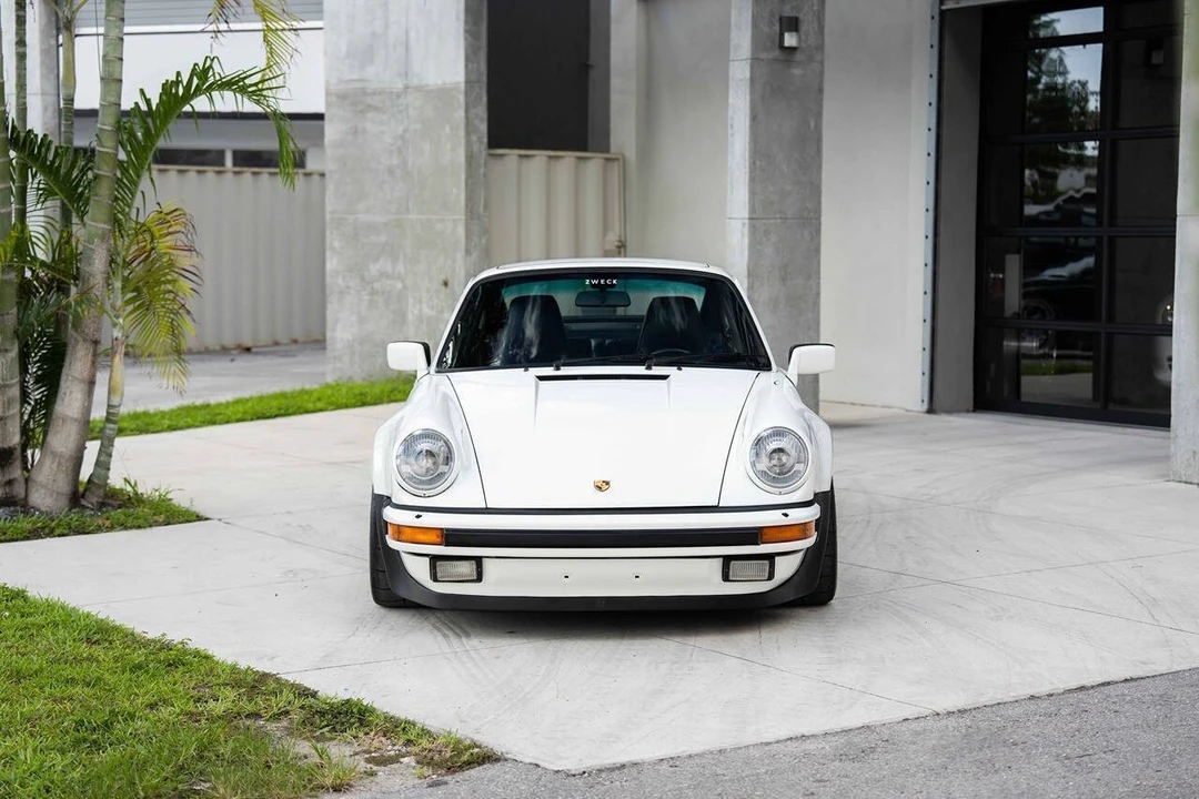 1986 Porsche 911 Carrera 3.2 - Image 7 of 31