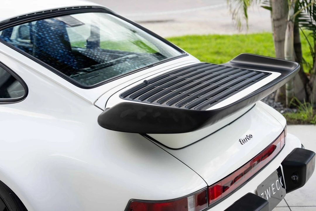1986 Porsche 911 Carrera 3.2 - Image 3 of 31