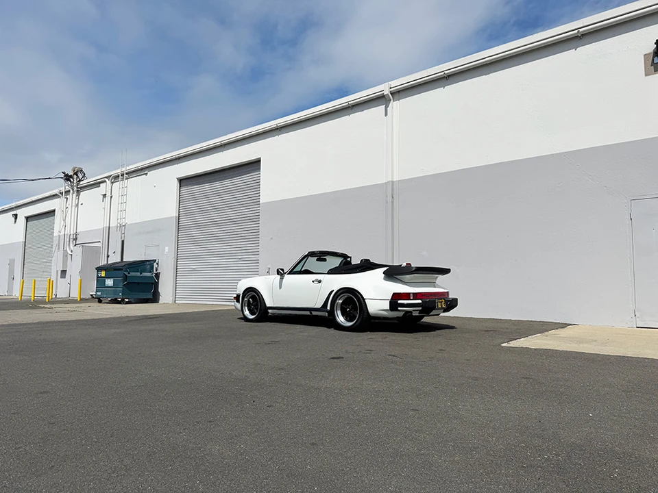 1986 Porsche 911 Carrera 3.2 - Image 9 of 31