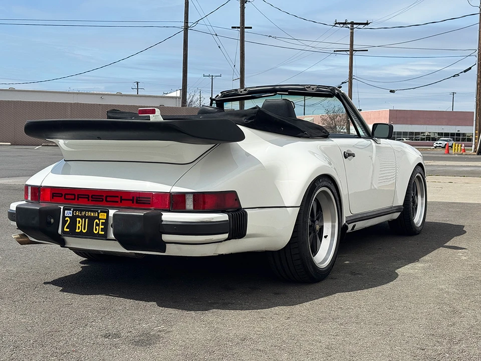 1986 Porsche 911 Carrera 3.2 - Image 6 of 31