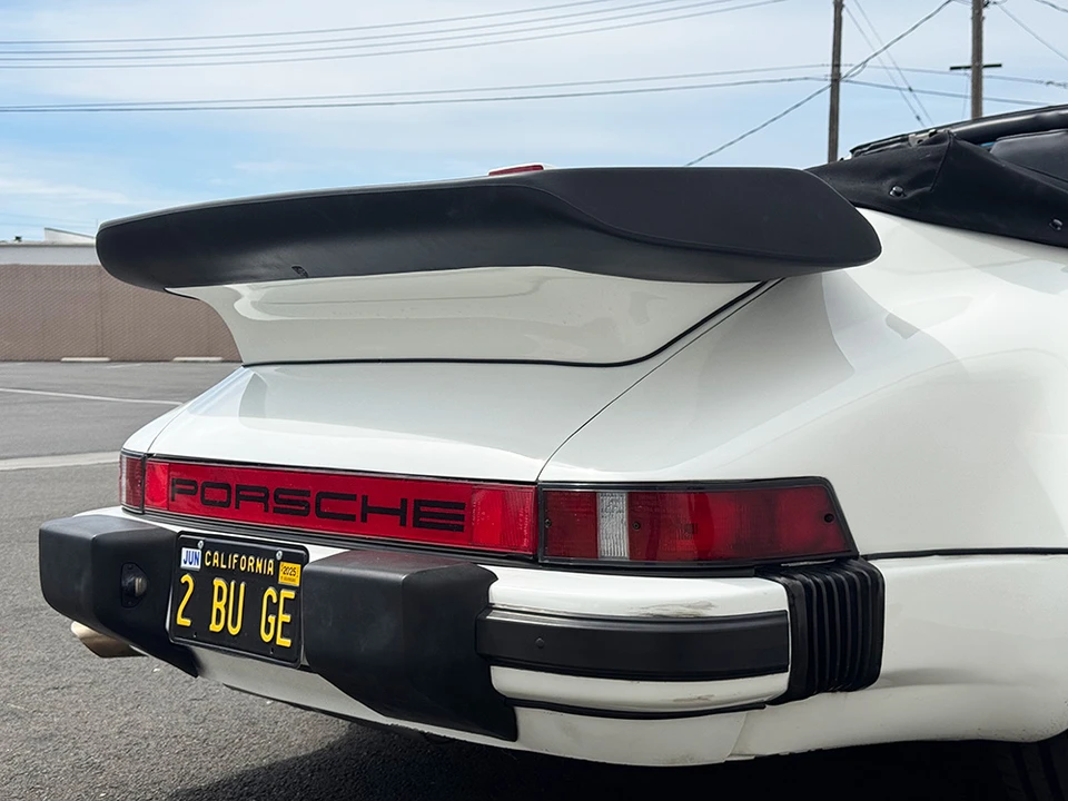 1986 Porsche 911 Carrera 3.2 - Image 24 of 31
