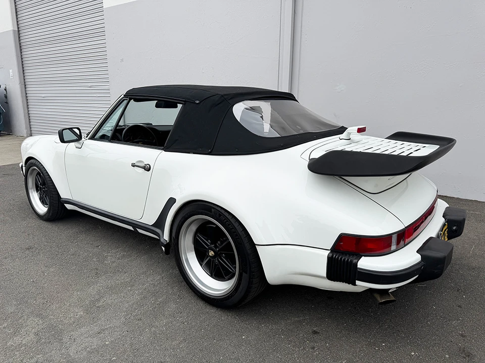1986 Porsche 911 Carrera 3.2 - Image 16 of 31