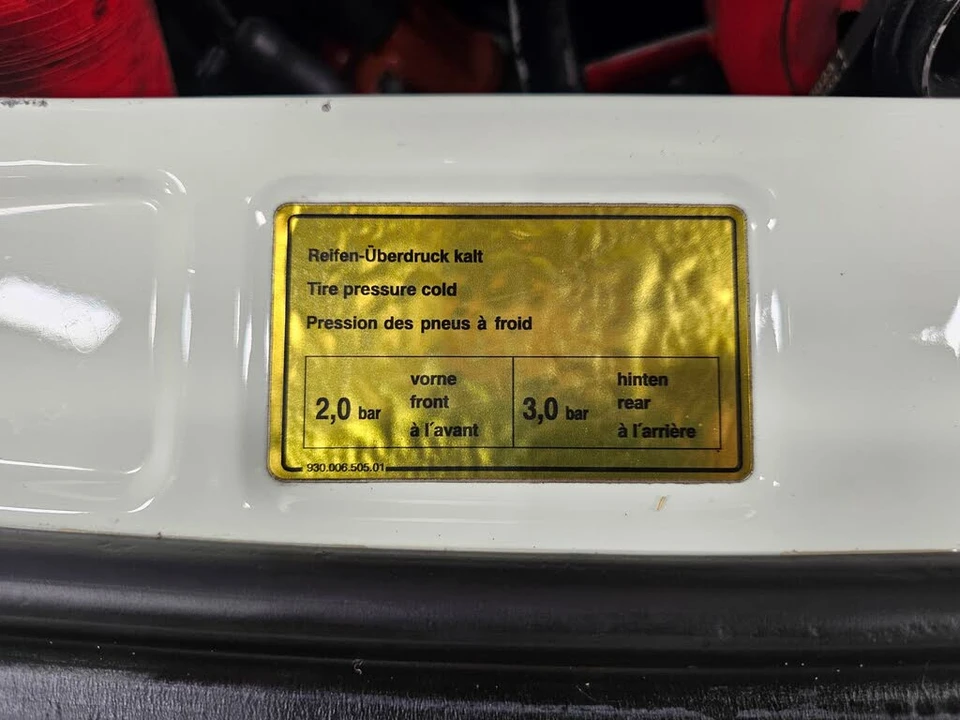 1986 Porsche 911 Carrera 3.2 - Image 26 of 31