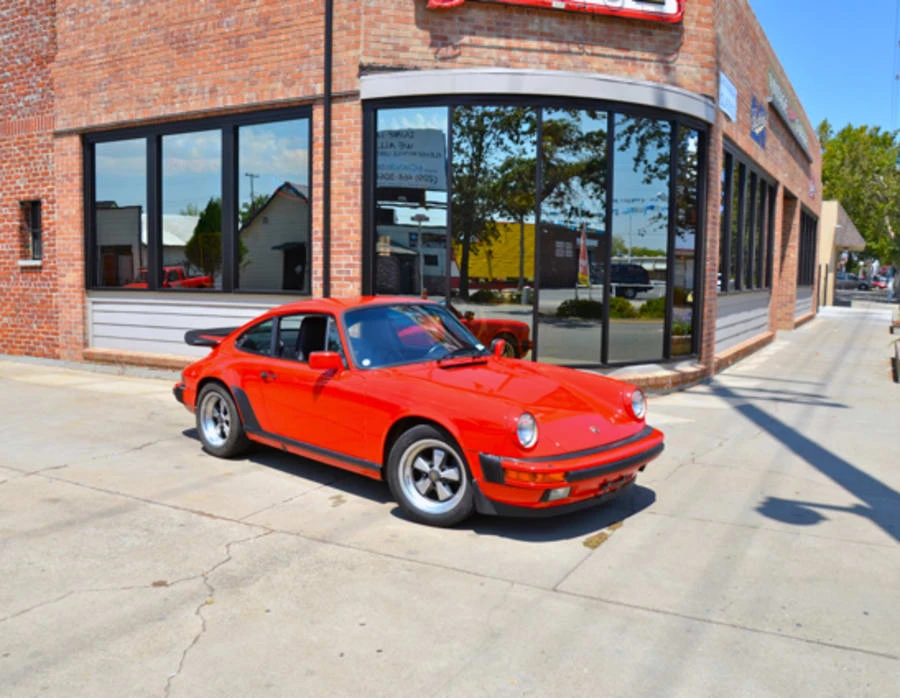 1986 Porsche 911 Carrera 3.2 - Image 9 of 12