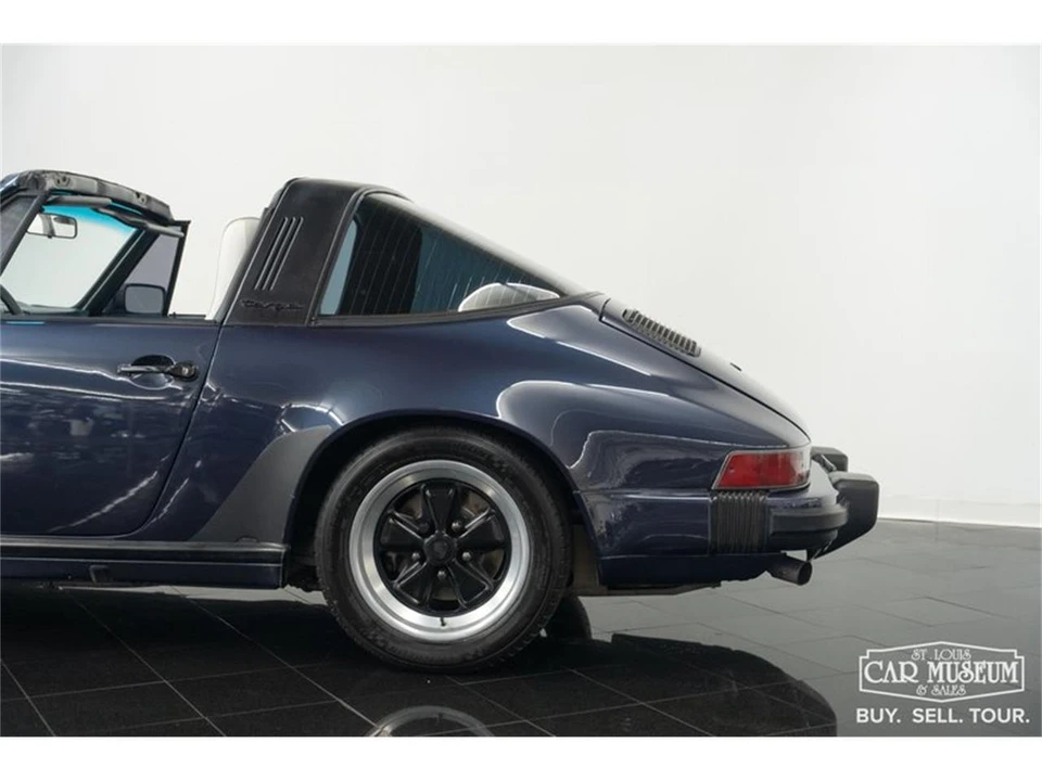 1986 Porsche 911 Carrera 3.2 - Image 7 of 31