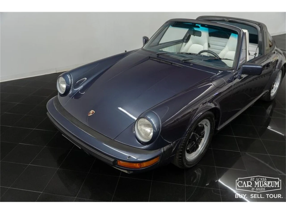 1986 Porsche 911 Carrera 3.2 - Image 13 of 31
