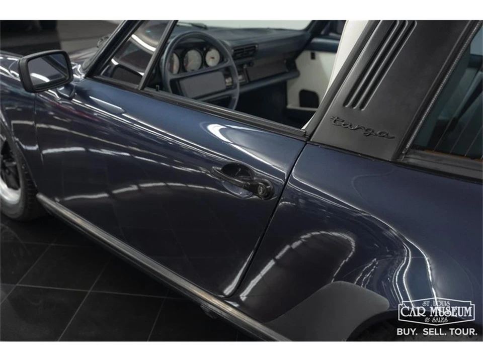 1986 Porsche 911 Carrera 3.2 - Image 9 of 31