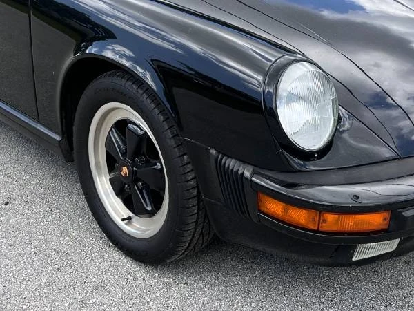 1986 Porsche 911 Carrera 3.2 - Image 17 of 21