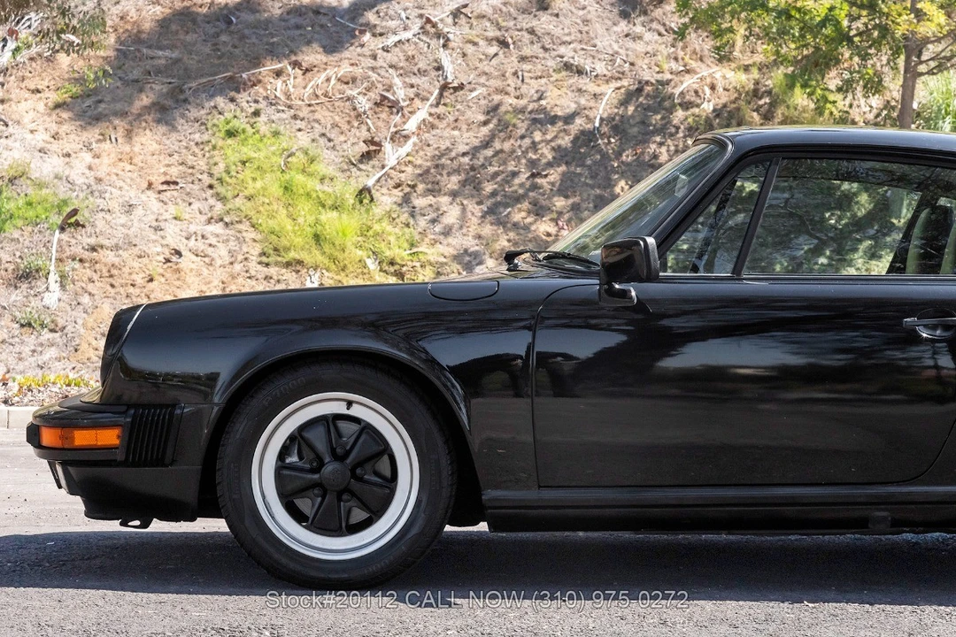 1986 Porsche 911 Carrera 3.2 - Image 15 of 31