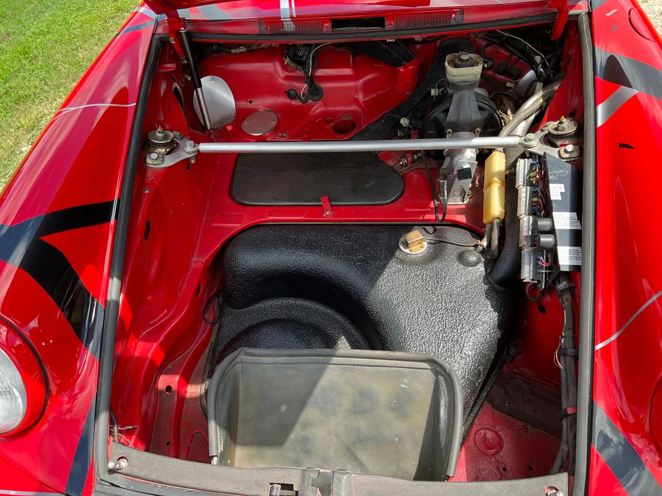1986 Porsche 911 Carrera 3.2 - Image 25 of 31