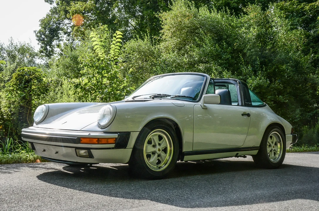 1986 Porsche 911 Carrera 3.2 - Image 2 of 6