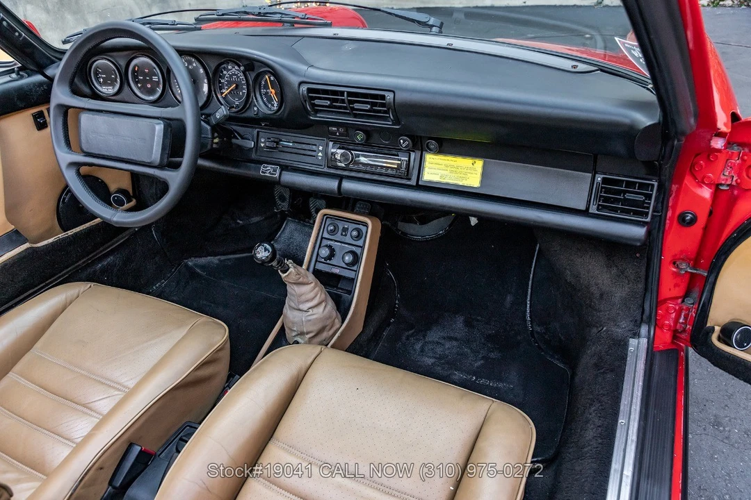 1986 Porsche 911 Carrera 3.2 - Image 27 of 31
