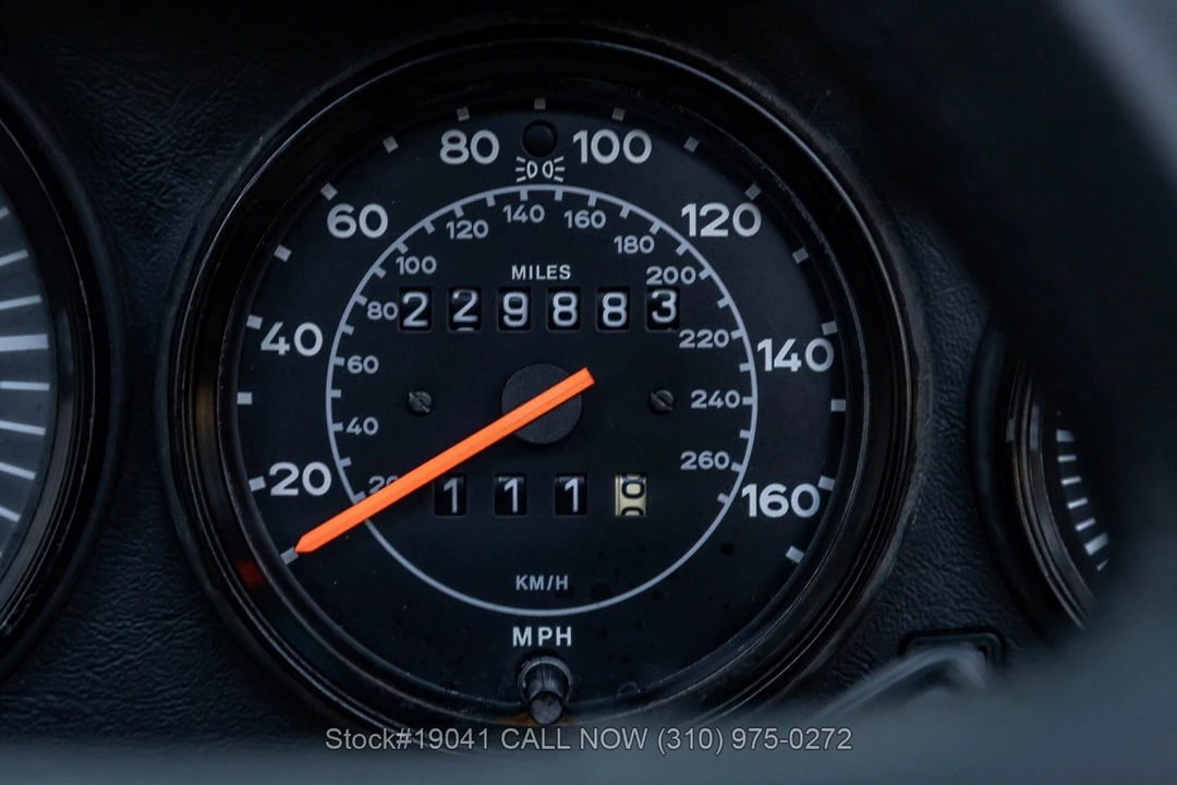 1986 Porsche 911 Carrera 3.2 - Image 24 of 31